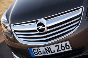 Opel Insignia Cc By Nc 3.0