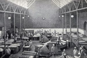 "En del af Produktionssalen." Bild ur Zeniths kokbok från 1904.