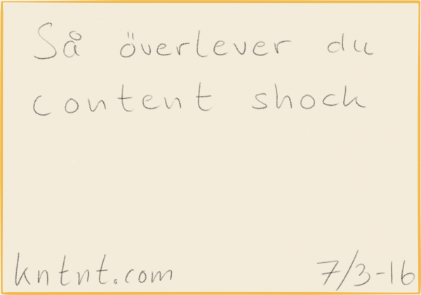 Postit-lapp med arbetsrubrik, färdigdatum och medium för en artikel.