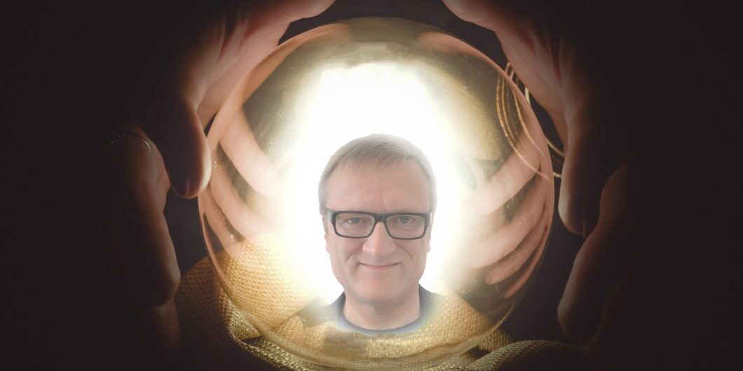 Niklas Myhr In A Crystal Ball