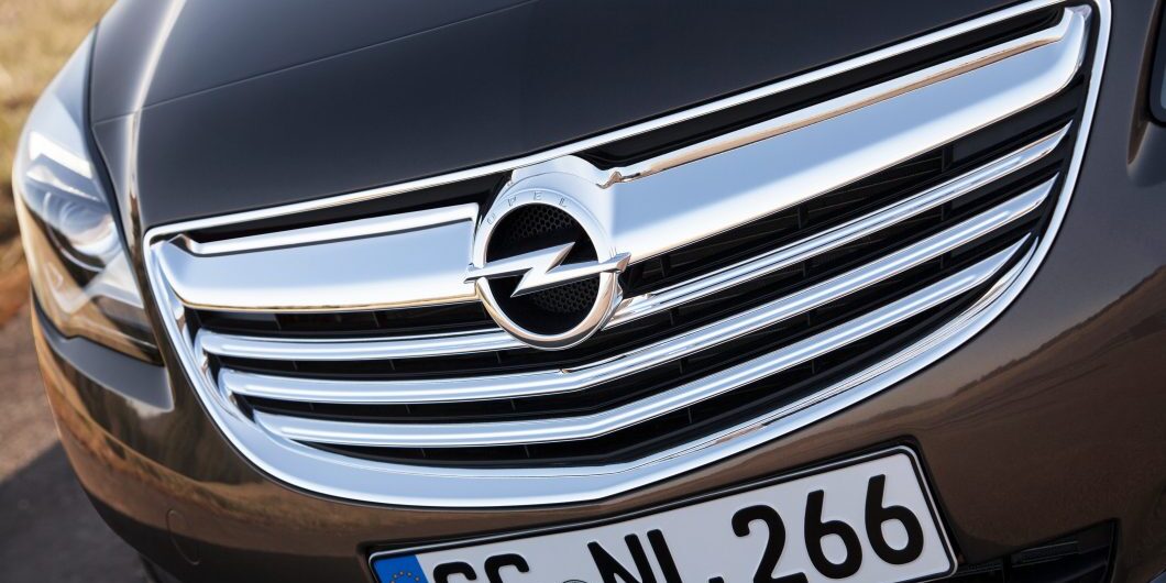 Opel Insignia Cc By Nc 3.0
